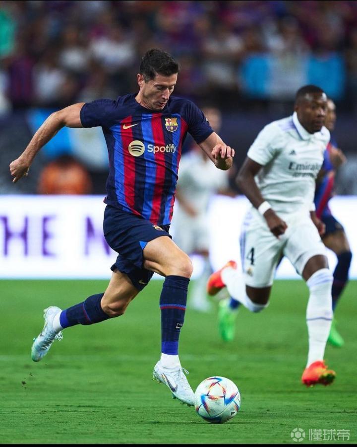 爱游戏平台下载费耶诺德清晨复出首秀莱万多夫斯基连续五场比赛得分超过出色防守，连对手都承认：孟菲斯灰熊加时末段战术微调的简单介绍